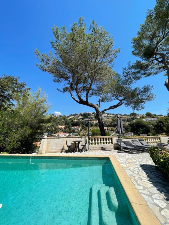 appartement bas de villa avec piscine privée partagée proche bord de mer Cagnes-sur-Mer Exterior foto